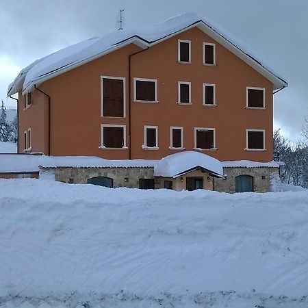 Hotel Il Ghiro Ovindoli Kültér fotó