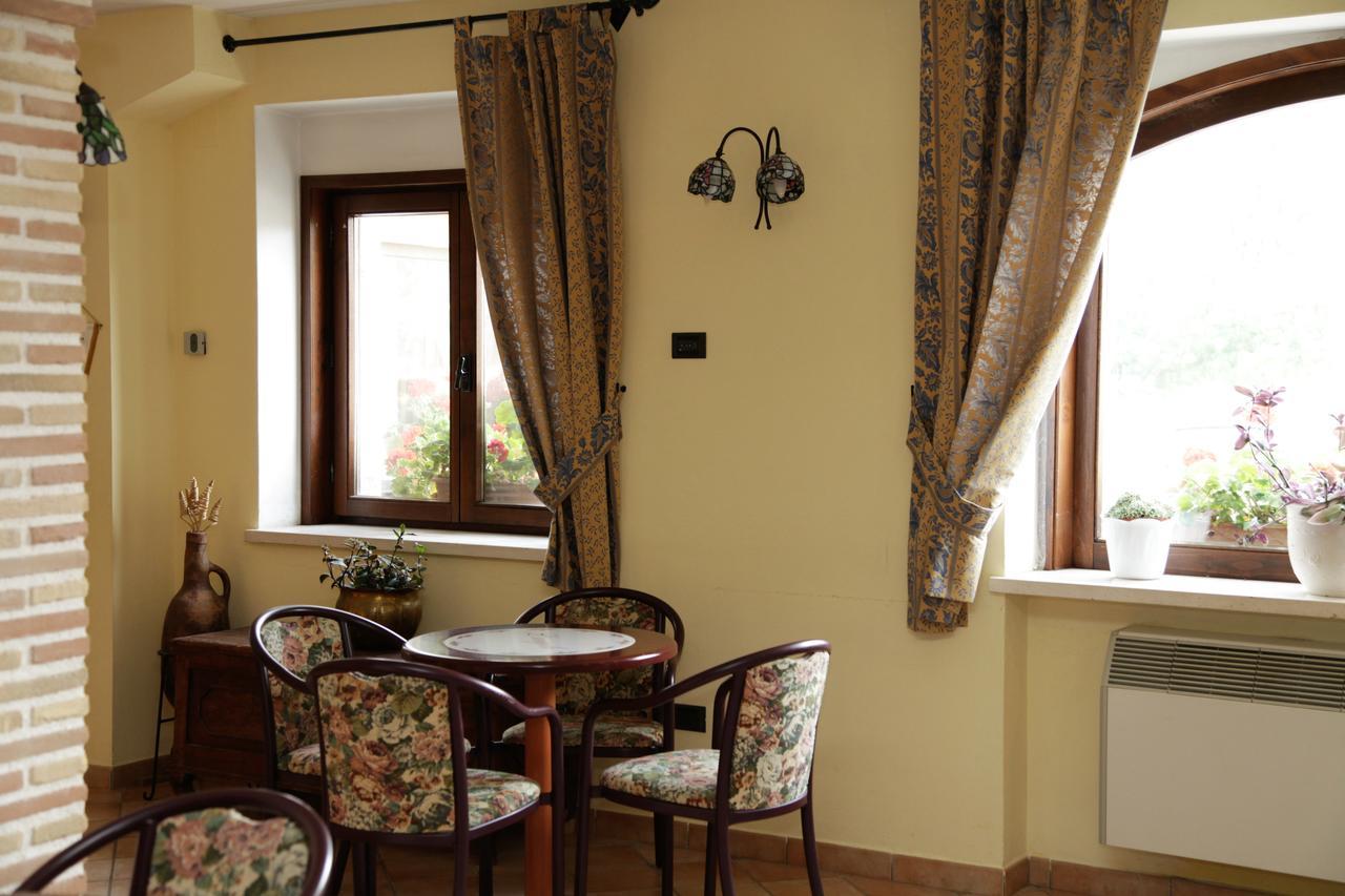 Hotel Il Ghiro Ovindoli Kültér fotó