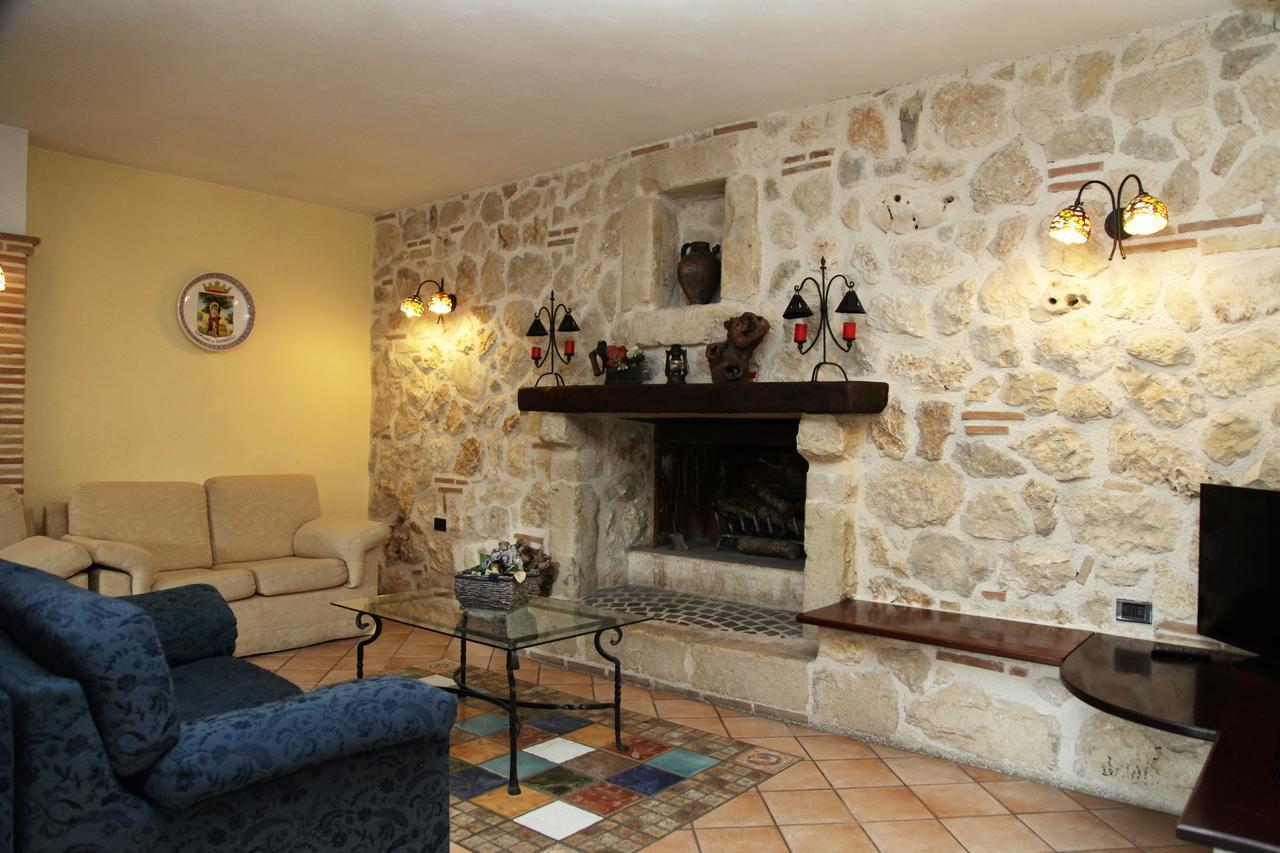 Hotel Il Ghiro Ovindoli Kültér fotó